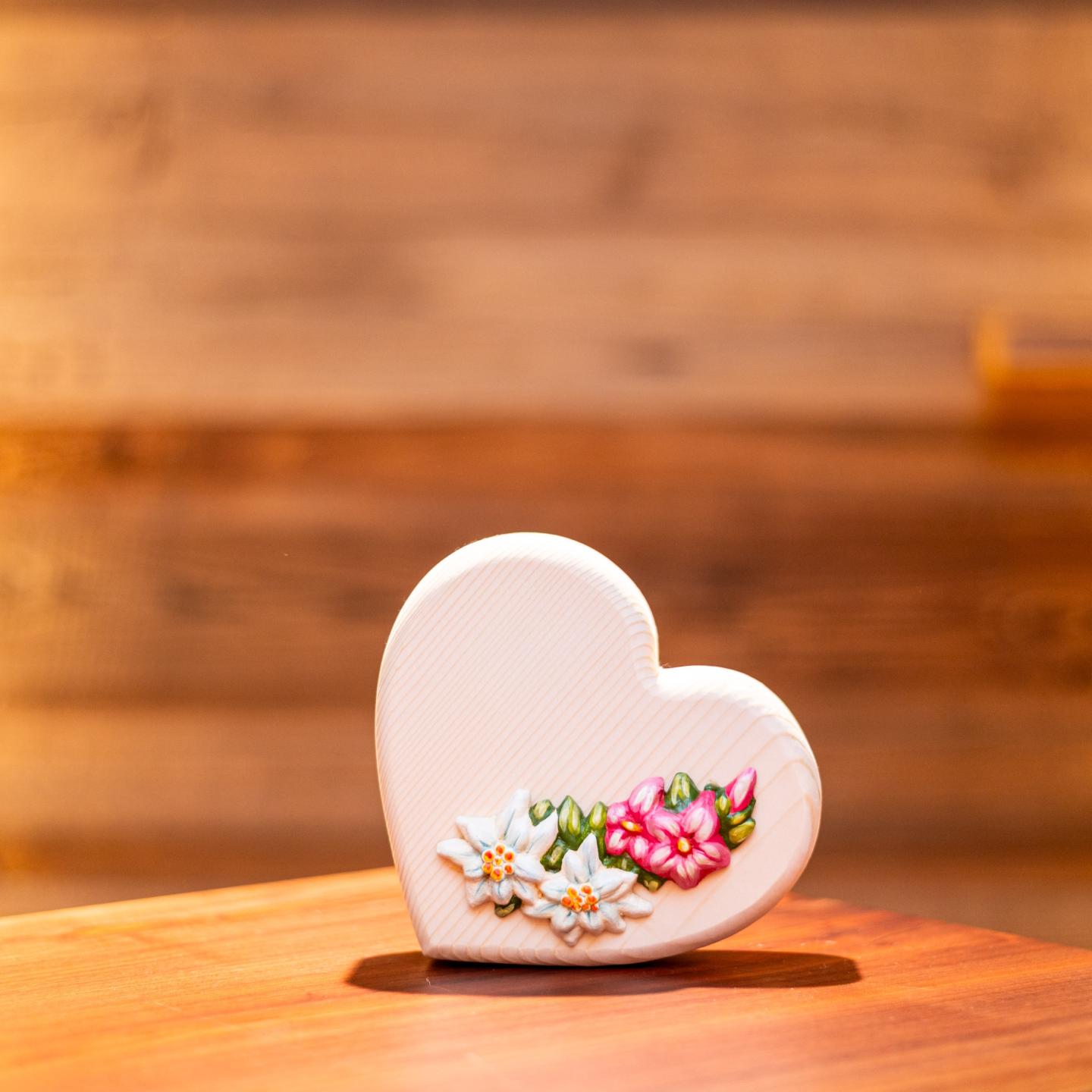 CUORE IN LEGNO CON DECORAZIONE FLOREALE Grande 16x15 cm Rosa