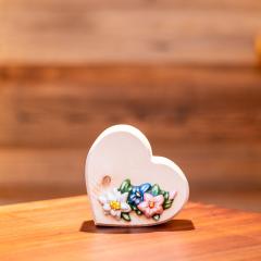 CUORE IN LEGNO CON DECORAZIONE FLOREALE