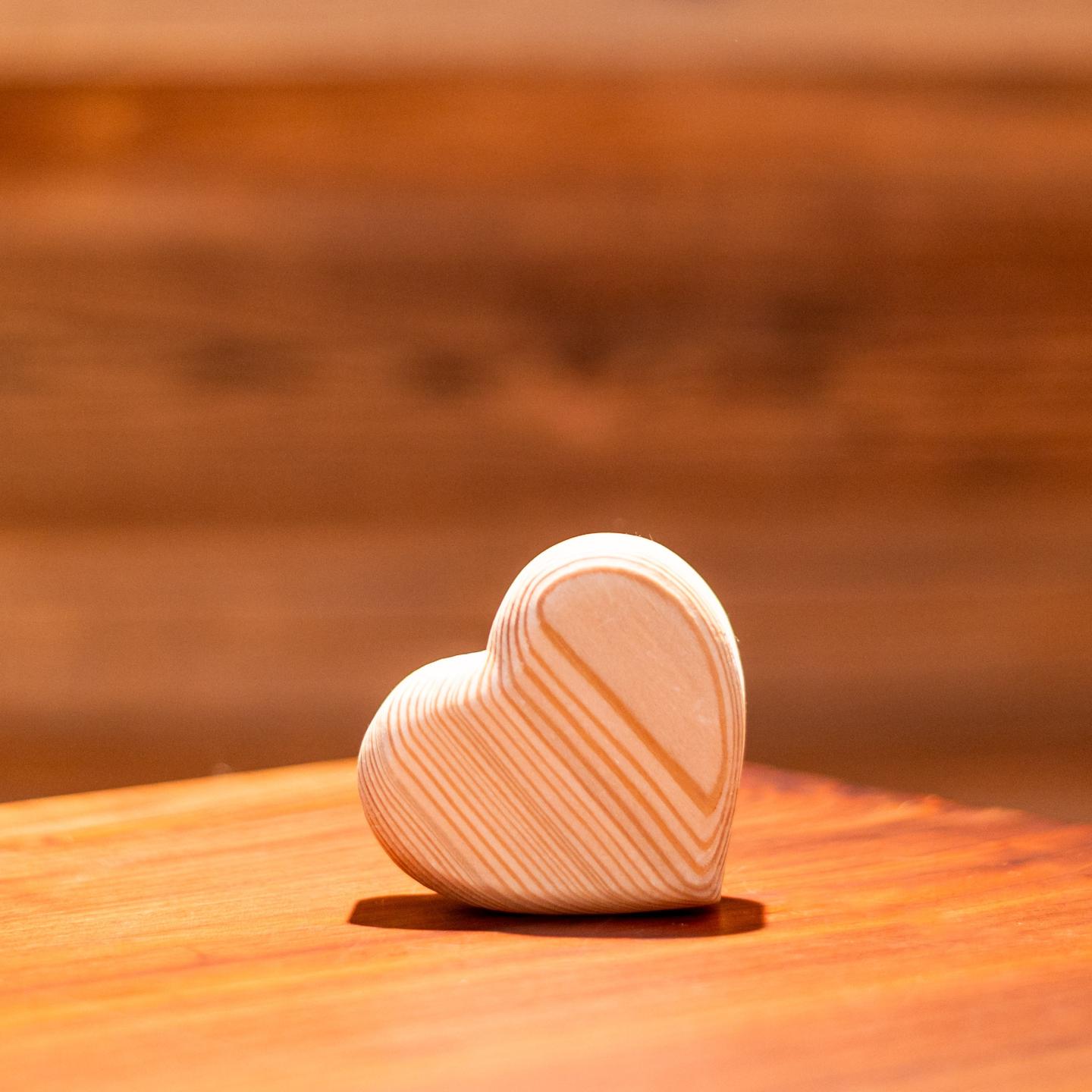CUORE IN LEGNO Piccolo 9x8 cm